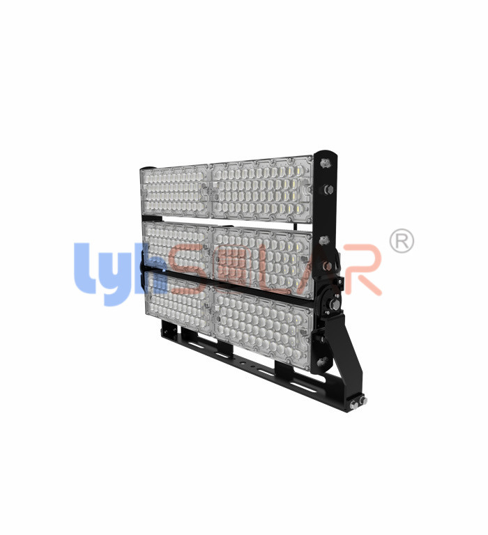 Refletor LED de alto PF para ambientes externos 3000K - 6500K com driver Meanwell e chips de LED SMD5050